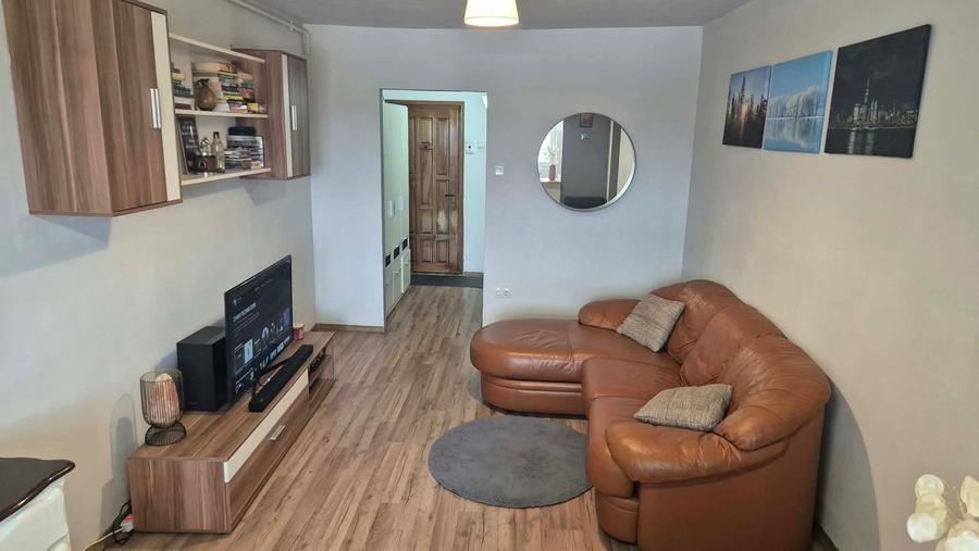 Apartament semidecomandat în Central