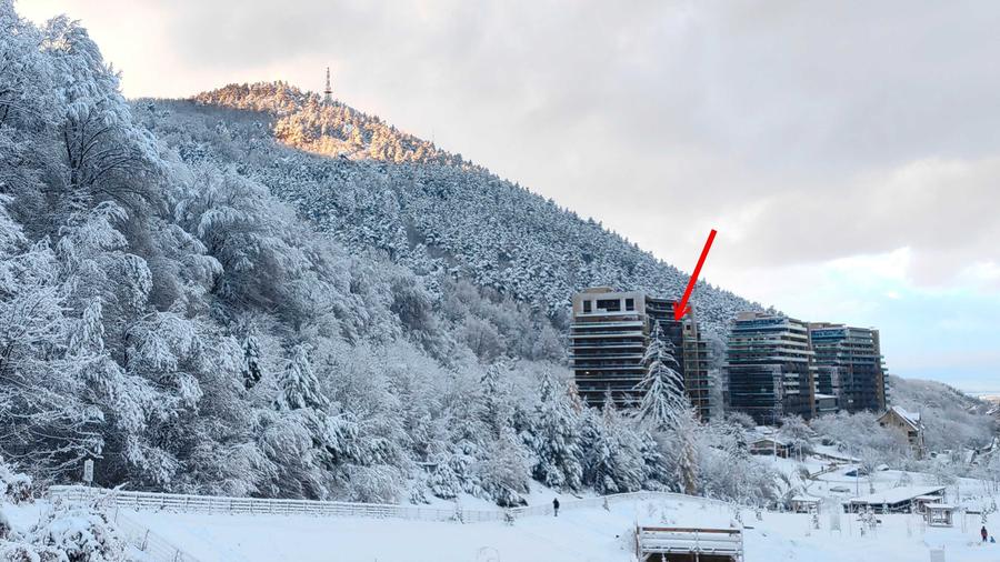 Apartament cu 2 camere semidecomandat în Noua