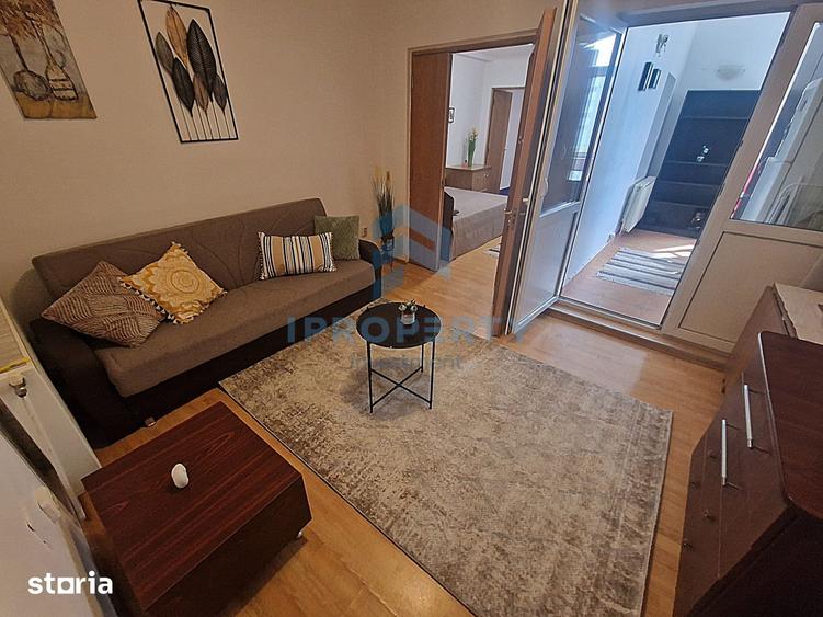 Apartament cu 2 camere semidecomandat în 13 Septembrie