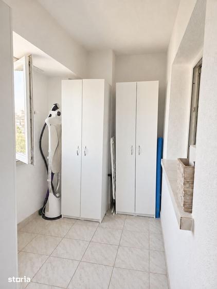 Apartament cu 3 camere în Nerva Traian