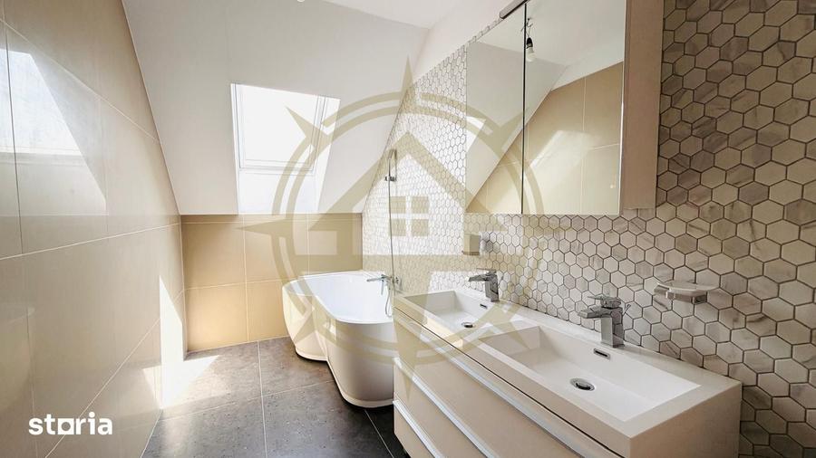 Casă cu 5 camere cu Teren 430 Mp în Corbeanca