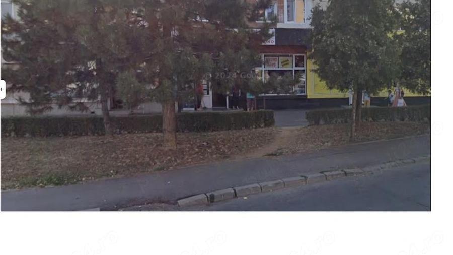 Spațiu comercial, de 51 mp, în Rolast