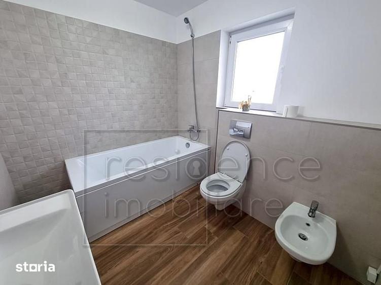 Casă cu 4 camere cu Teren 350 Mp în Borhanci
