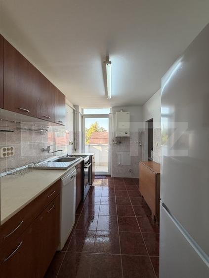 Apartament cu 3 camere semidecomandat, mobilat în Mănăștur