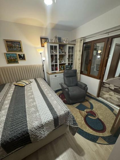 Apartament 3 camere, 67 mp, zona Florilor - 3
