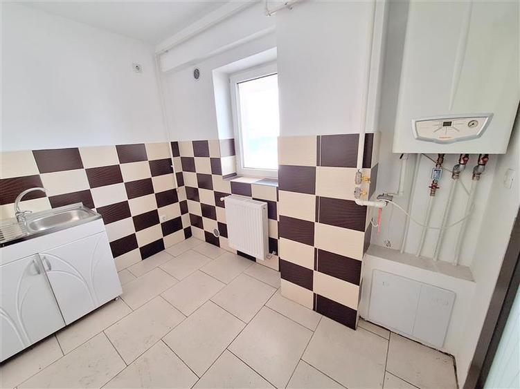 Garsonieră decomandată în Calea Moinești
