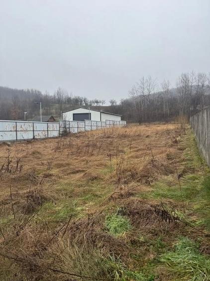 Teren de 1758 mp, în Drăganu