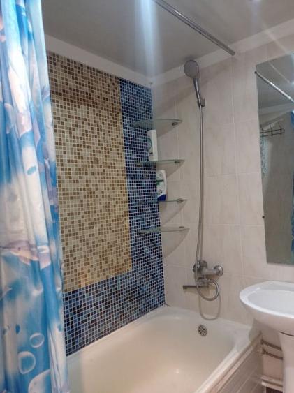 De inchiriat garsoniera str.Ploiesti - 3