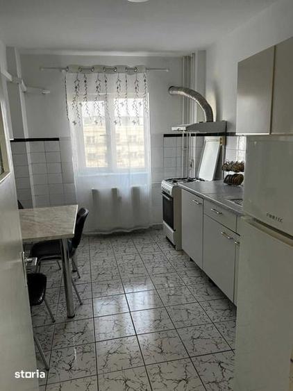 Apartament cu 2 camere decomandat în Cantacuzino