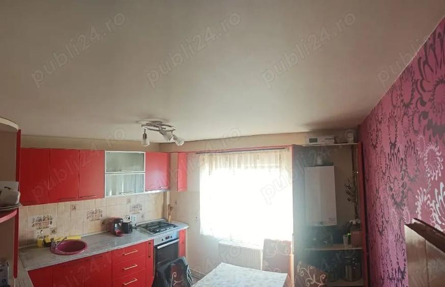 Apartament cu 3 camere decomandat în Șag