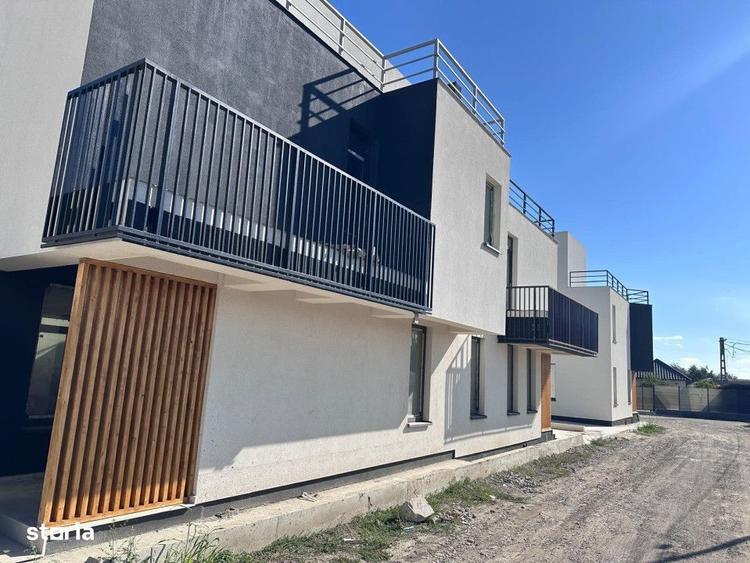 Casă cu 4 camere în Palazu Mare