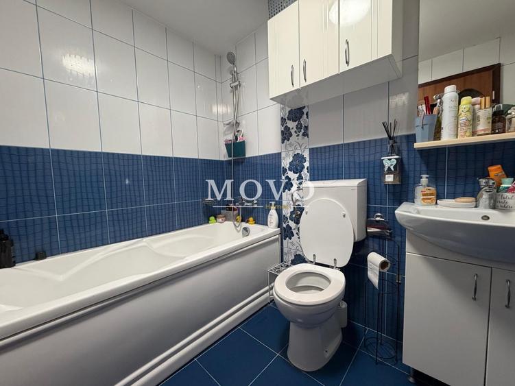 Apartament cu 3 camere decomandat, mobilat în Steaua