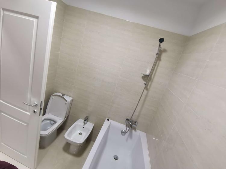 Apartament cu 2 camere semidecomandat, mobilat în Bucium