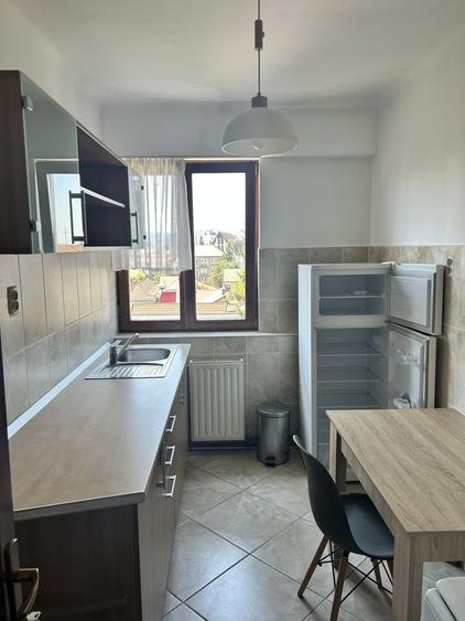 Apartament cu 2 camere nedecomandat în Central