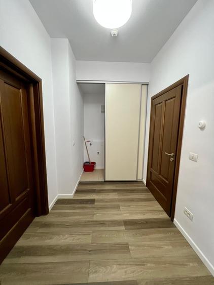 Apartament cu 3 camere decomandat, mobilat în Lipovei