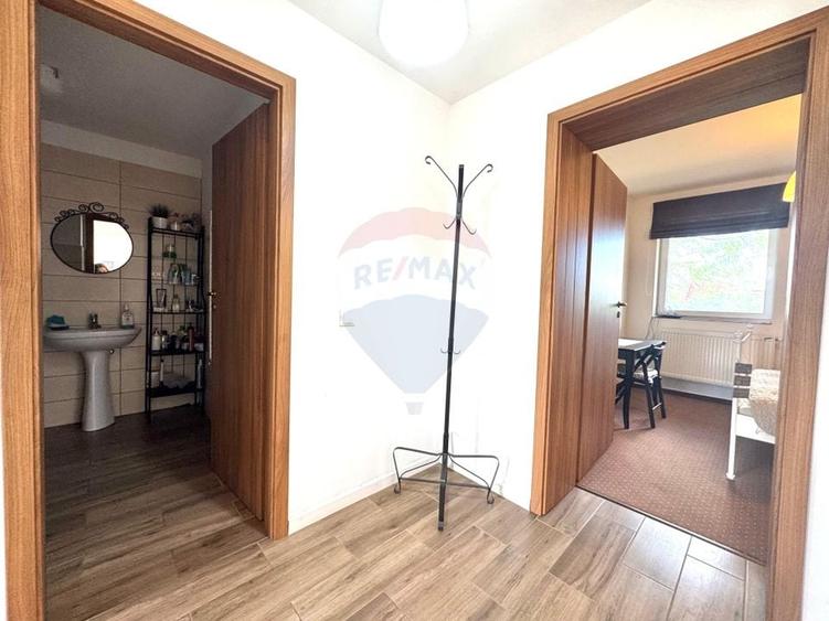 Apartament cu 2 camere de vânzare, Zona Dealuri - 13