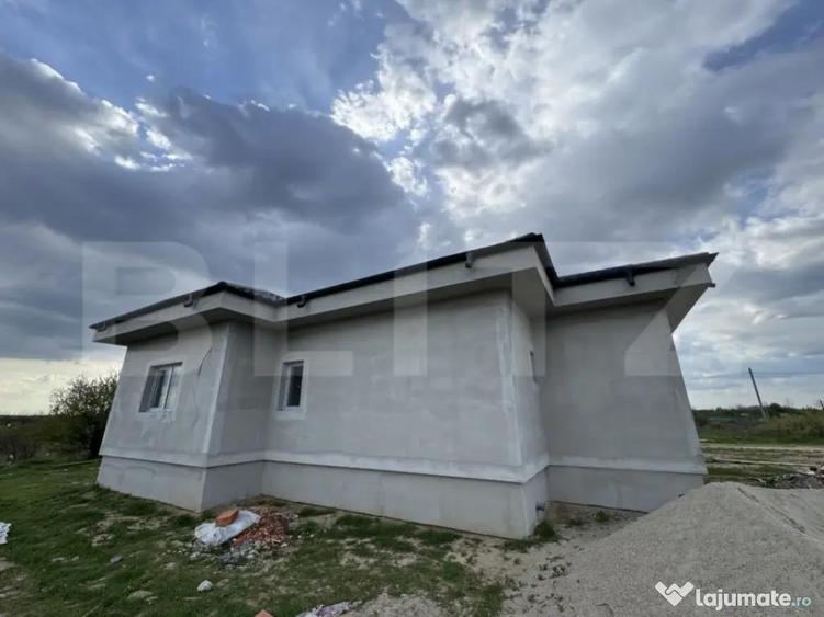 Casă cu 4 camere cu Teren 390 Mp în Central