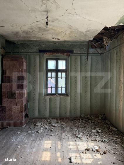 Casă cu 4 camere în Leșile