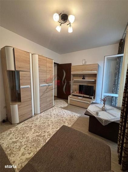 Apartament cu 2 camere decomandat în Valea Adâncă