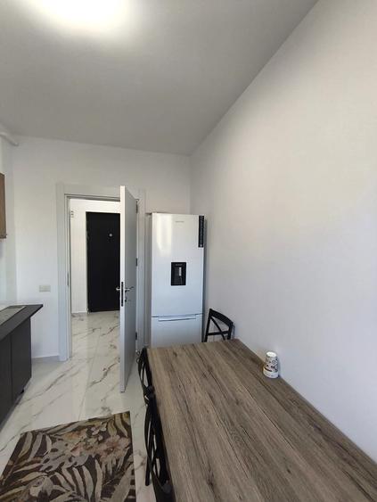 Apartament cu 2 camere decomandat în Berceni