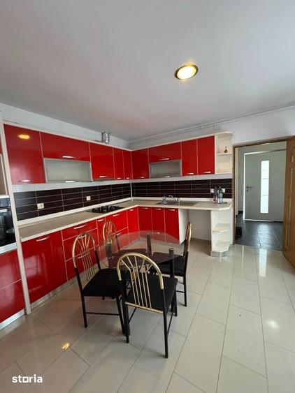 Casă cu 3 camere cu Teren 150 Mp în Roman
