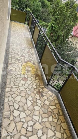 Apartament cu 4 camere în Central