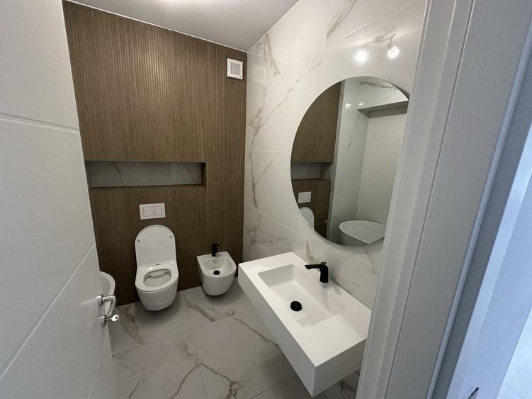 Vand apartament NOU cu 3 camere - 1