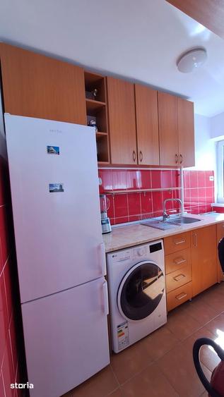 Apartament cu 2 camere semidecomandat, mobilat în Cișmigiu