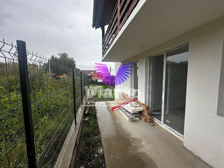 Duplex cu 5 camere cu Canalizare în Exterior Vest