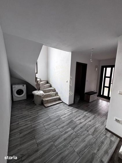 Casă cu 5 camere cu Teren 400 Mp în Central