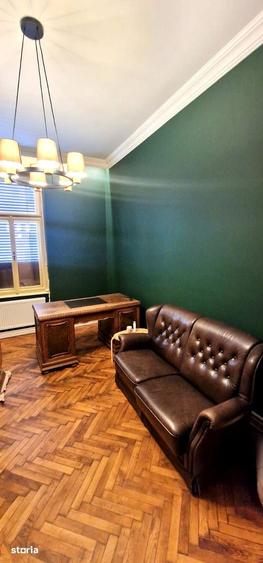 Apartament cu 4 camere în Ultracentral