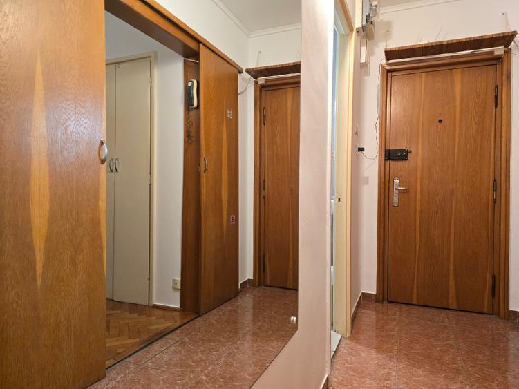 Apartament cu 2 camere decomandat în Dristor
