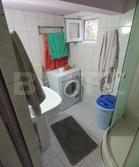 Casă cu 2 camere cu Teren 445 Mp în Piața Centrală
