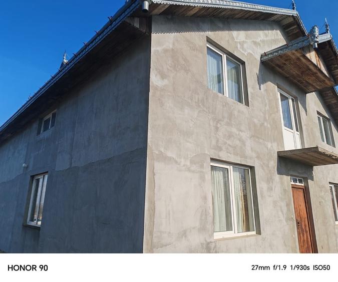 Casă cu 4 camere în Central
