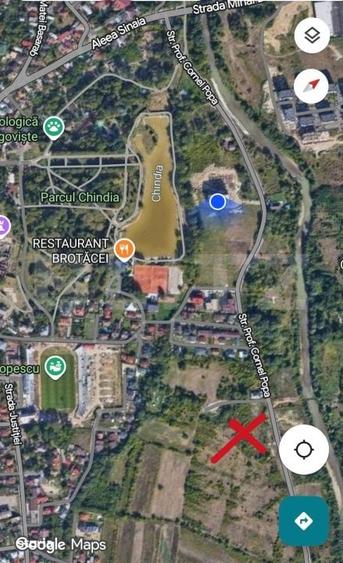 Teren de 2000 mp, în Central