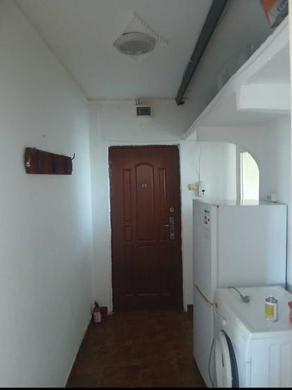 Apartament cu 2 camere semidecomandat în Malu Roșu