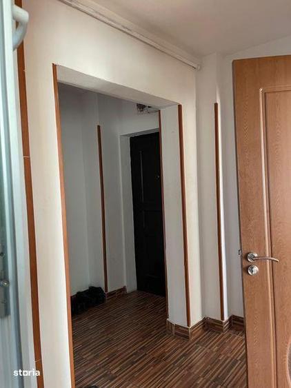 Apartament cu 2 camere decomandat în Republicii