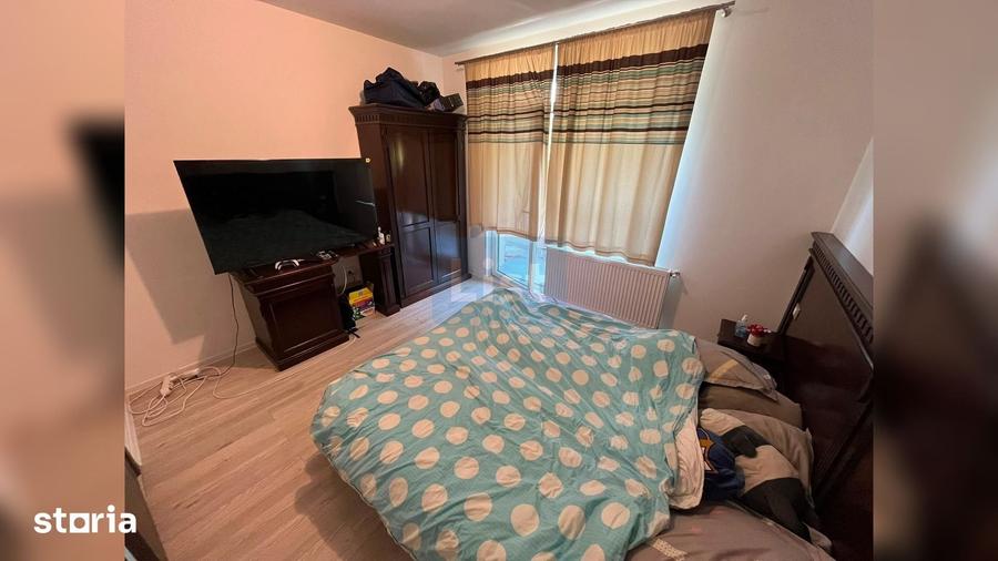 Apartament cu 3 camere semidecomandat în Sopor