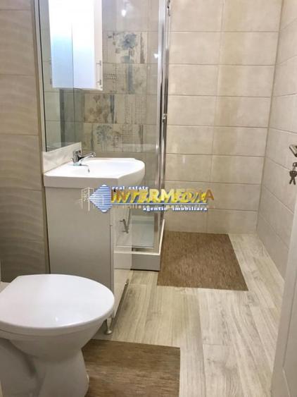 Apartament cu 2 camere decomandat, mobilat în Central