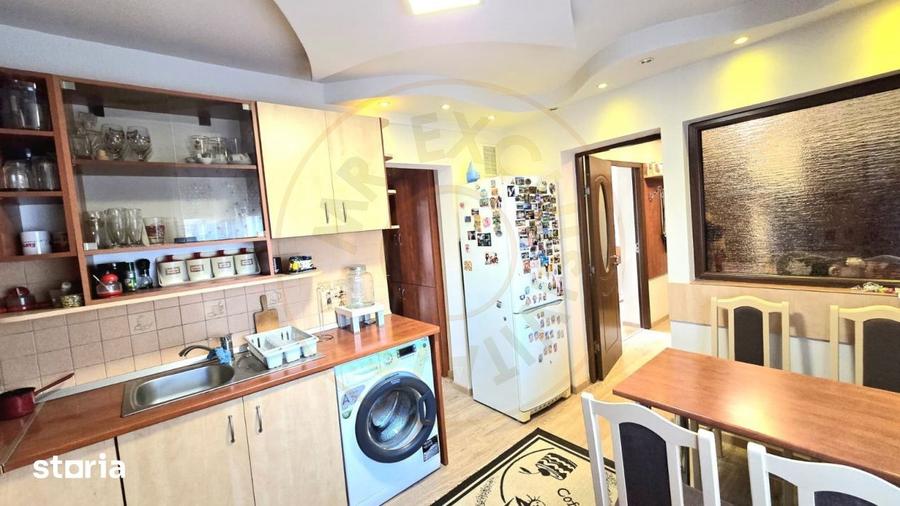 Apartament cu 3 camere, mobilat în Cloșca