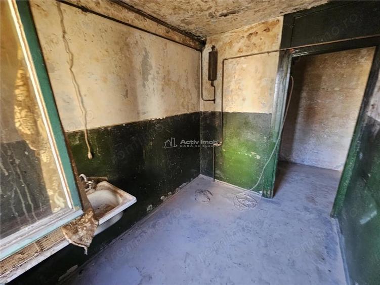 Apartament cu 2 camere semidecomandat în Micro I