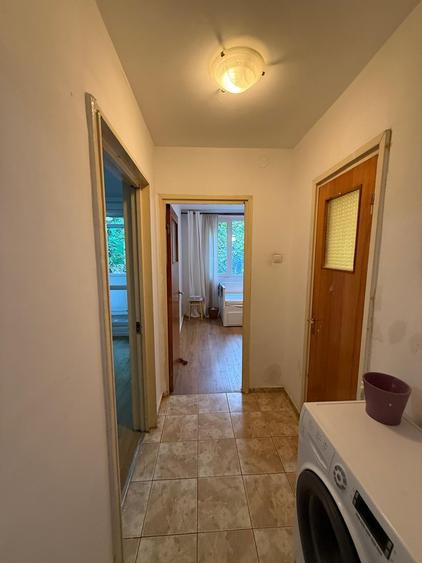 Apartament cu 3 camere decomandat în Apărătorii Patriei