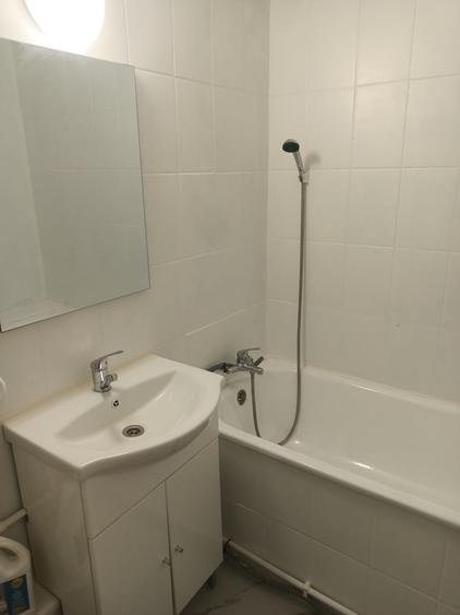 Inchiriez apartament 2 camere - 4