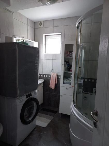 Garsonieră decomandată în Sebastian