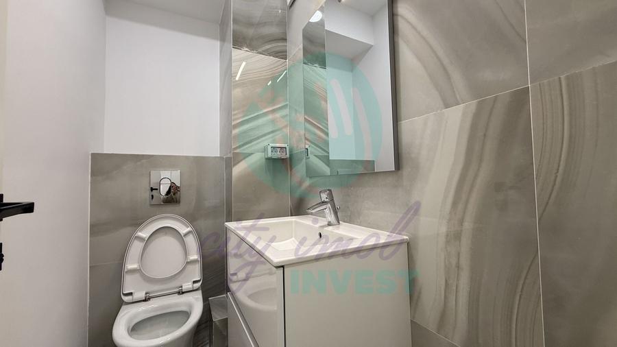 Apartament cu 3 camere semidecomandat în Polonă