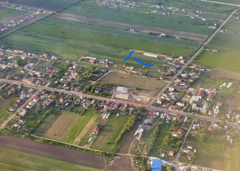 Teren de 6400 mp, în Tărtășești