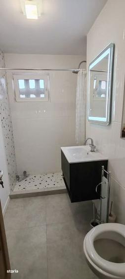 Apartament cu 2 camere semidecomandat în Central — fotografia 3