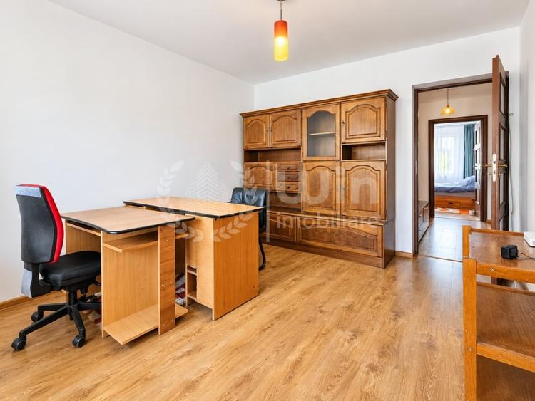 Apartament cu 3 camere semidecomandat, mobilat în Florești