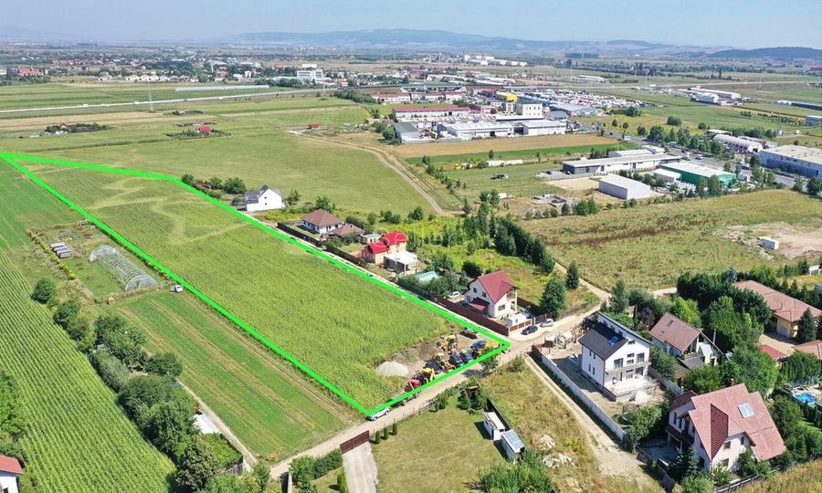 Teren Construcții intravilan de 20400 mp, în Stupini