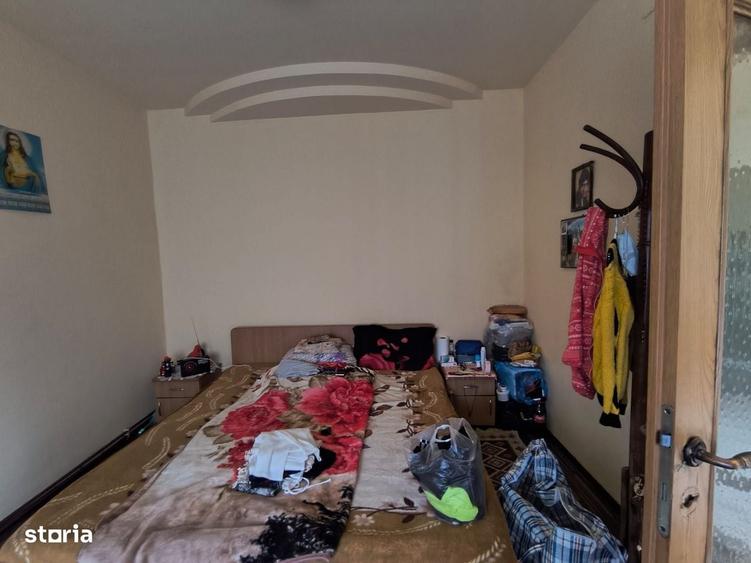 Apartament cu 3 camere decomandat în Peninsula